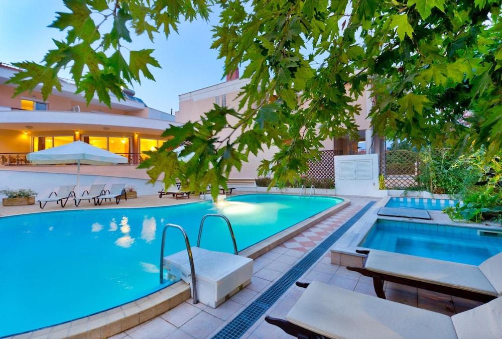 Filia Hotel And Apartments لايميناس المظهر الخارجي الصورة